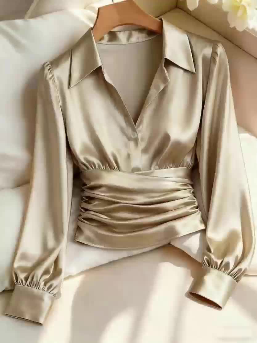 Women's Ruched Waist Long Sleeve Top